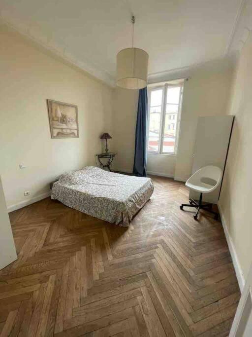 Lovely With 2 Bedrooms Liberation * Nice